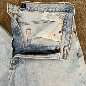 Abercrombie & Fitch Women’s Jeans